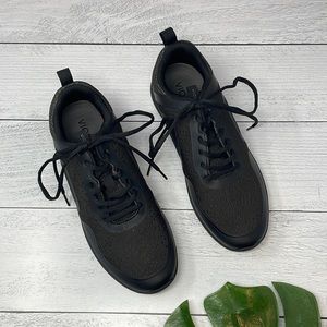 Vionic Jojo Ombre Sneakers in Black 9.5 S12
